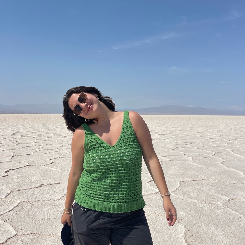 Meet your Posher, Lola